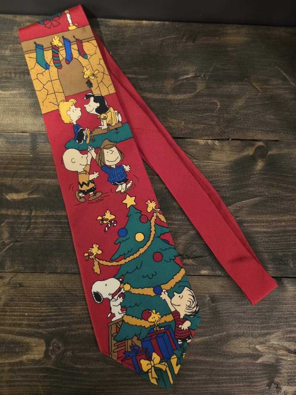 Vintage Peanuts Charlie Brown Christmas Silk Tie Red Snoopy Holiday Necktie